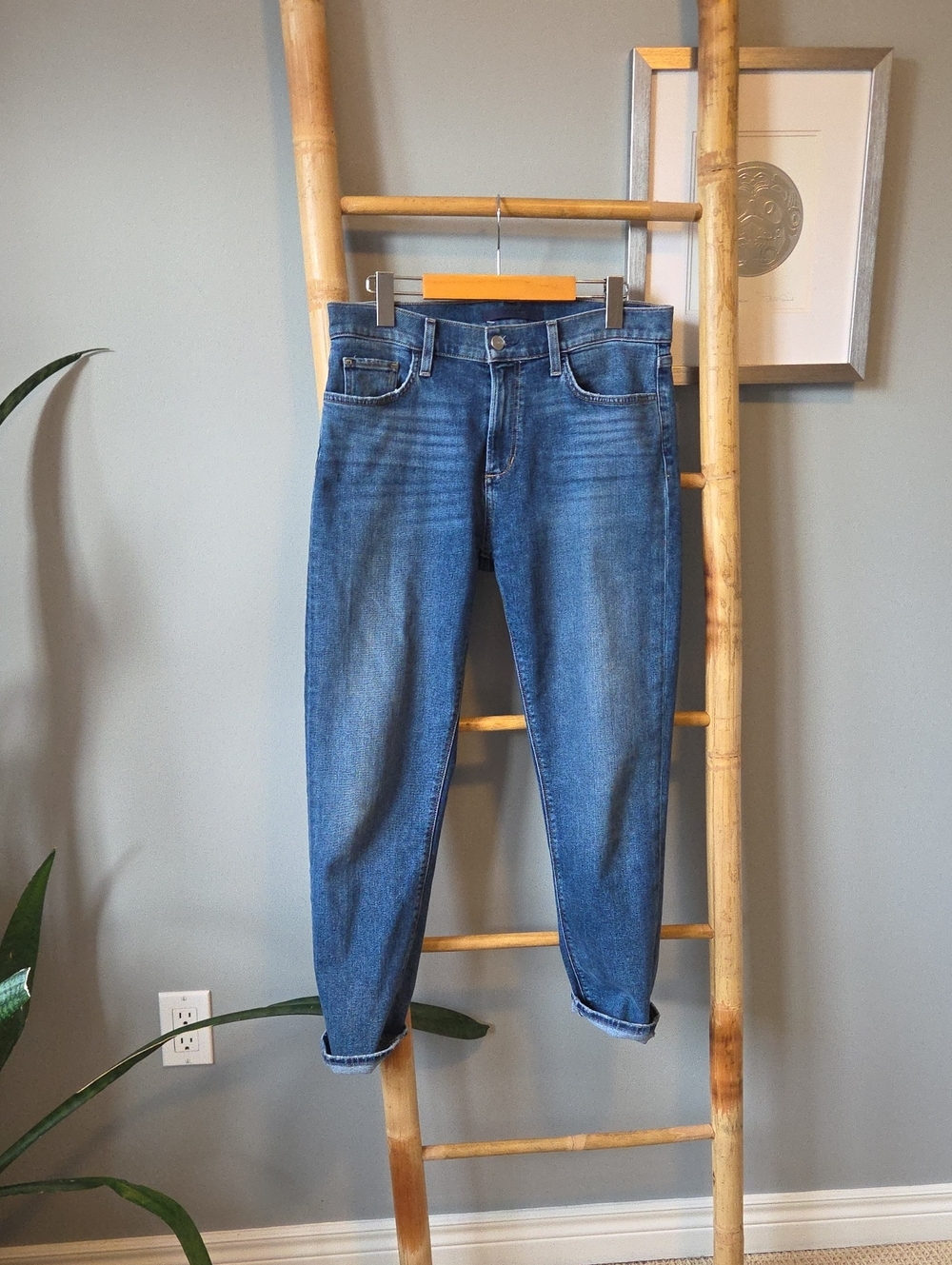 Joe's The BOBBY Mid Rise Tapered Boyfriend Jeans